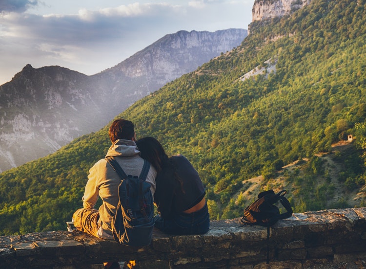 Benefits of travelling around th world