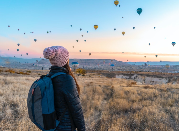 HOLIDAY TRAVEL TIPS TO KEEP YOU SANE AND HAPPY